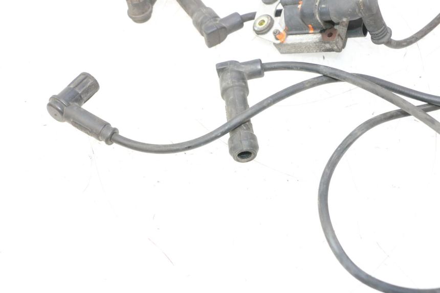photo de IGNITION COIL DUCATI SS IE DS CARENEE 1000 (2002 - 2006) - Additional view of the item