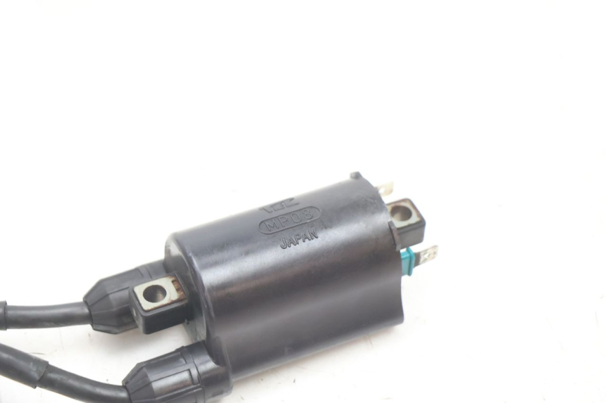 photo de IGNITION COIL HONDA ST PAN EUROPEAN 1100 (1990 - 2002) - Fixing points details