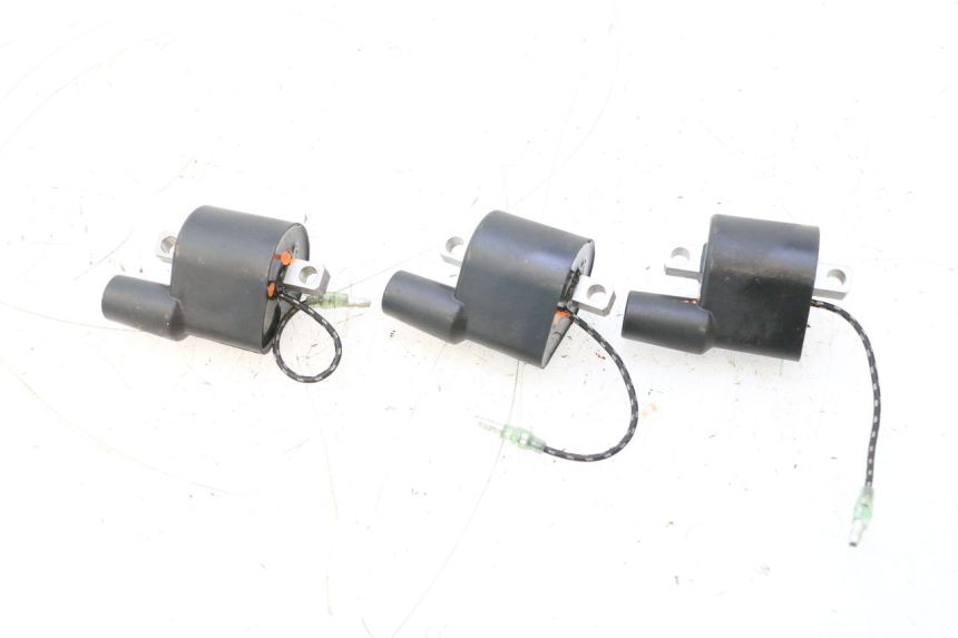 photo de IGNITION COIL YAMAHA WAVE RUNNER GP R 1200 (2000 - 2003) - Main view
