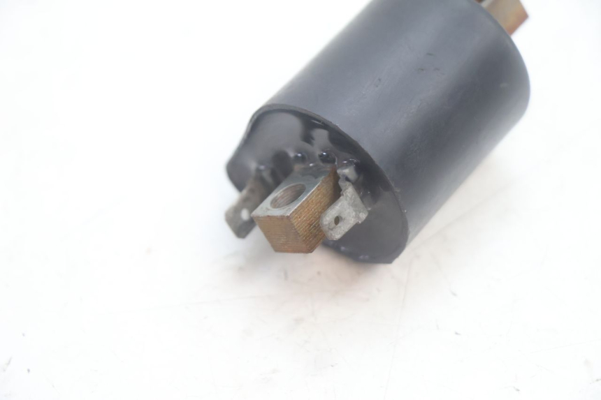 photo de COIL YAMAHA XMAX X-MAX 125 (2006 - 2009) - Fixing points details