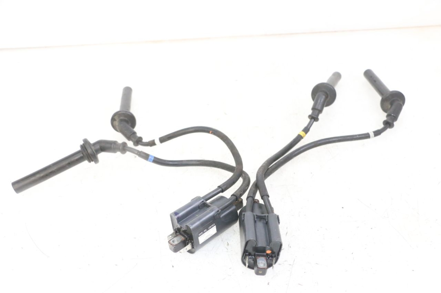 photo de IGNITION COIL YAMAHA XJ6 ABS 600 (2008 - 2016) - Alternative perspective