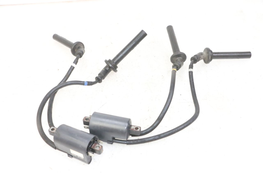 photo de IGNITION COIL YAMAHA XJ6 ABS 600 (2008 - 2016) - Technical close-up