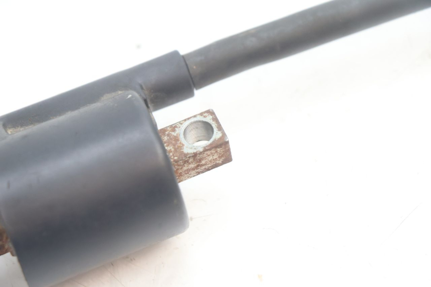 photo de COIL YAMAHA YP MAJESTY 125 (2007 - 2010) - Fixing points details