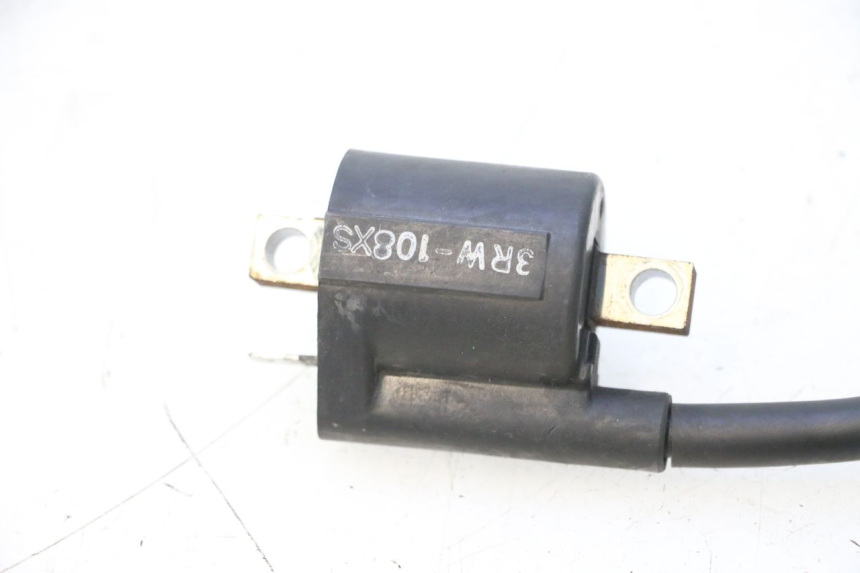 photo de COIL YAMAHA YP MAJESTY 125 (1998 - 2001) - Fixing points details