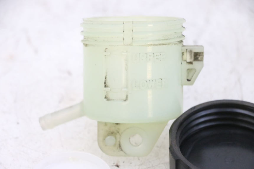 photo de BRAKE FLUID JAR YAMAHA FJR ABS 1300 (2006 - 2012) - Product overview