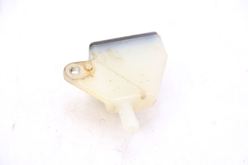 photo de BRAKE FLUID RESERVOIR SUZUKI GSX-F GSX  F 1100 (1988 - 1994) - Alternative perspective