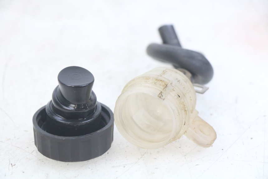photo de BRAKE FLUID RESERVOIR SHINERAY XY250 STXE 250 (2006 - 2012) - Component detail