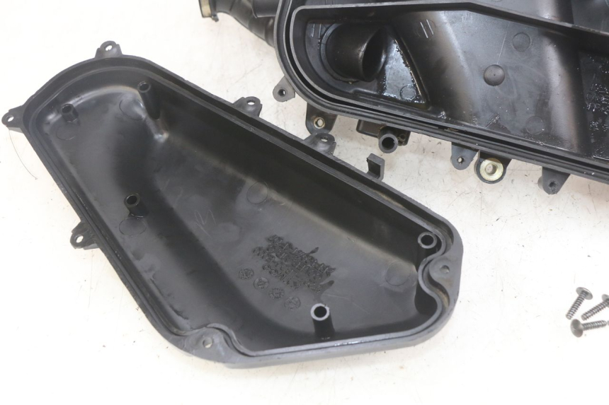 photo de AIR BOX KYMCO AGILITY 4T 50 (2005 - 2018) - Fixing points details