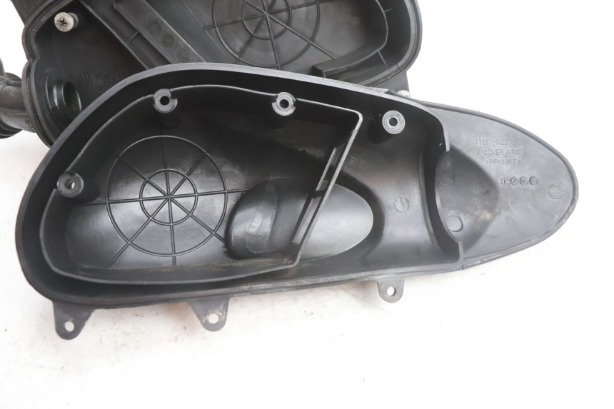 photo de AIR BOX KYMCO AGILITY FR 2T 50 (2012 - 2017) - Fixing points details