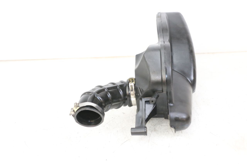 photo de AIR BOX PIAGGIO BEVERLY 125 (1998 - 2005) - Fixing points details