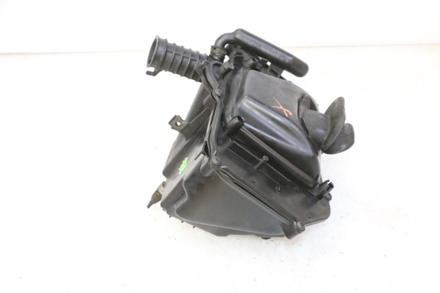 photo de AIR BOX HONDA CBF 125 (2009 - 2015) - Alternative perspective