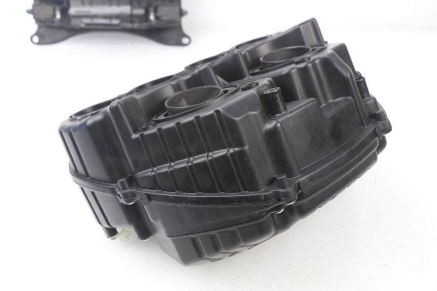 photo de AIR BOX HONDA CBR RR FIREBLADE 1000 (2006 - 2007) - Zoom on usage condition