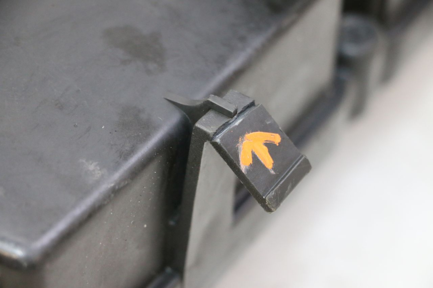 photo de AIR BOX HONDA CBR RR FIREBLADE 900 (1992 - 1994) - Alternative perspective