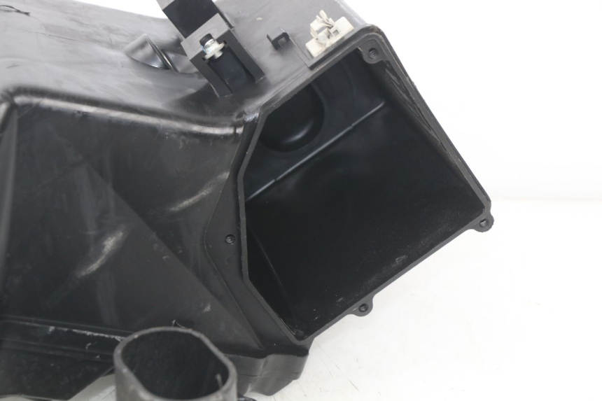 photo de AIR BOX YAMAHA FJR ABS 1300 (2006 - 2012) - Surface and material condition
