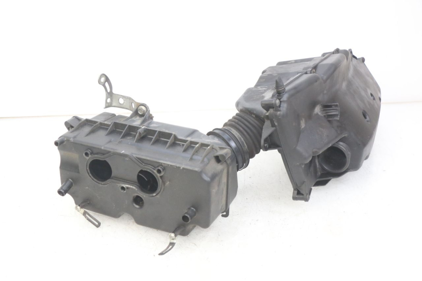 photo de AIR BOX HONDA FJS SILVERWING SILVER WING 400 (2009 - 2016) - Fixing points details