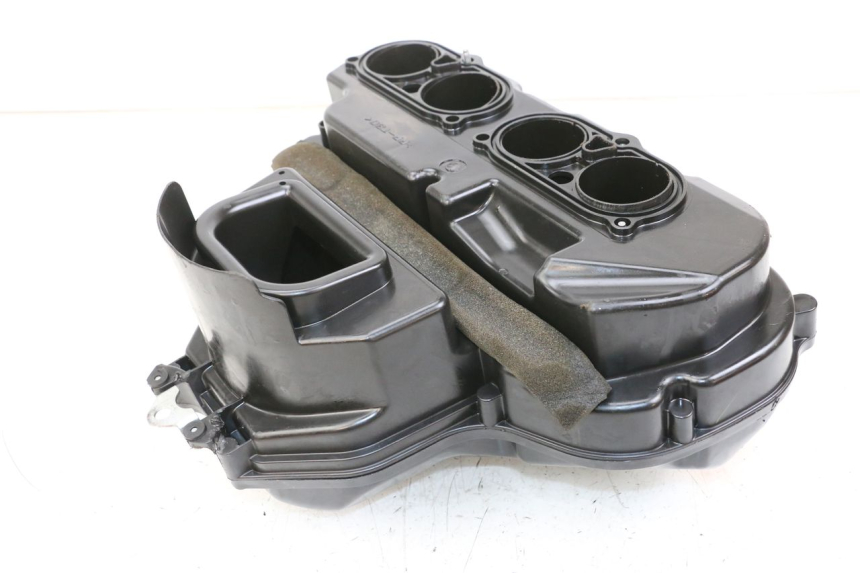 photo de AIR BOX YAMAHA FZ1 FAZER 1000 (2007 - 2009) - Technical close-up