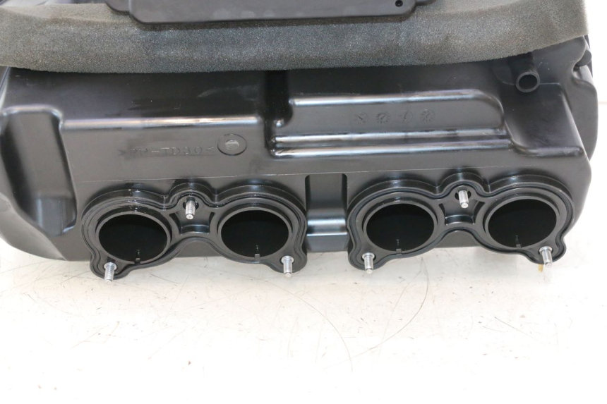photo de AIR BOX YAMAHA FZ8 800 (2010 - 2016) - Zoom on usage condition