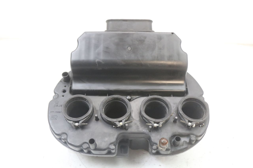 photo de AIR BOX SUZUKI GSR 750 (2011 - 2017) - Main view