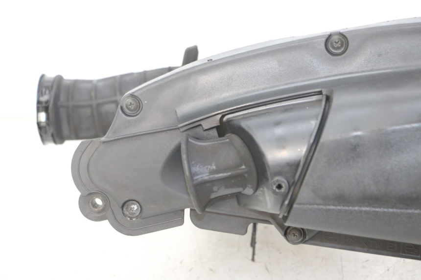 photo de AIR BOX HONDA SH i 300 (2015 - 2020) - Fixing points details