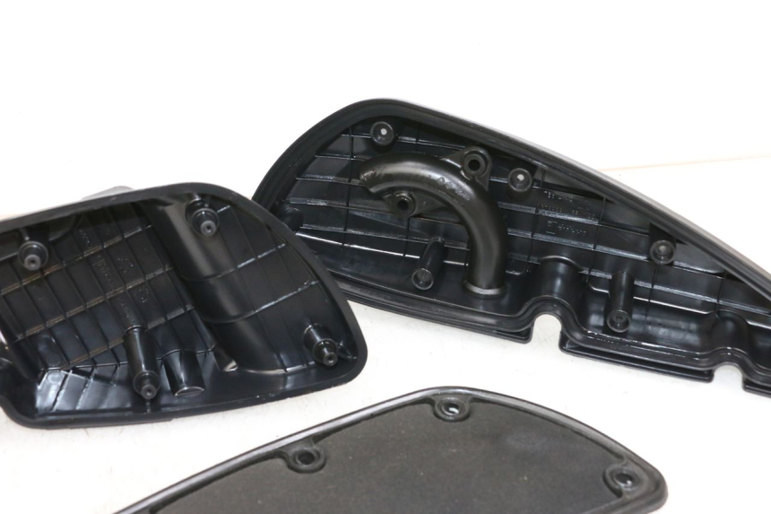 photo de AIR BOX PIAGGIO MP3 HPE 350 (2018 - 2020) - Fixing points details