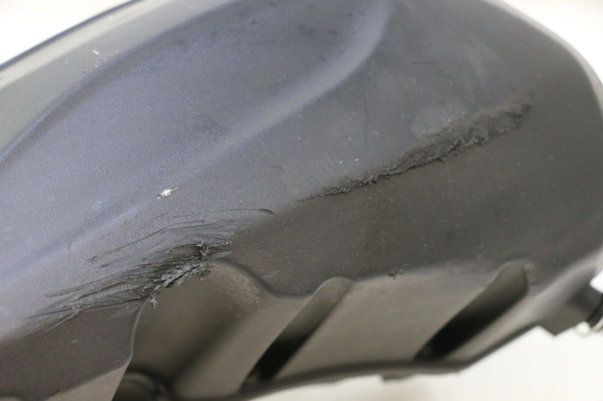 photo de AIR BOX PIAGGIO MP3 HPE 530 (2022 - 2026) - Alternative perspective
