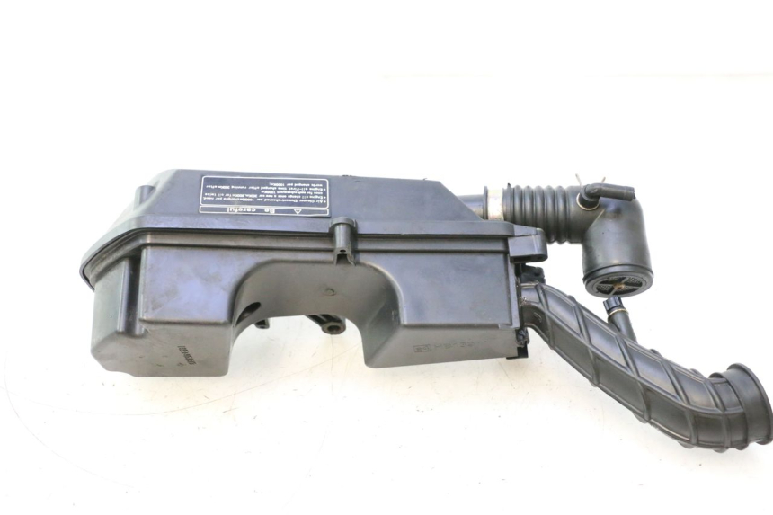 photo de AIR BOX JM MOTORS OLDIES 4T 50 (2020 - 2026) - Surface and material condition