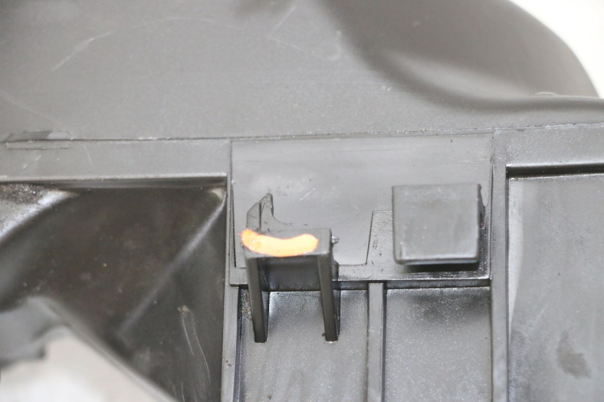 photo de AIR BOX PIAGGIO FLY 2T 50 (2004 - 2017) - Technical close-up