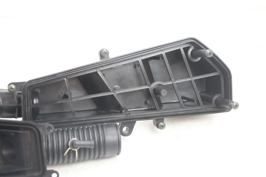 photo de AIR BOX LAZIO RENO 50 (2016 - 2021) - Surface and material condition