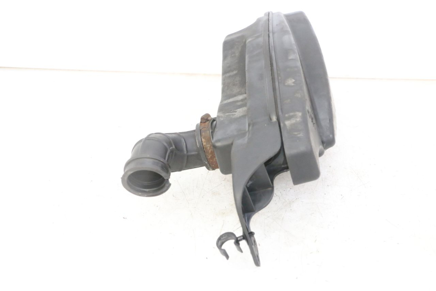 photo de AIR BOX PEUGEOT SATELIS 125 (2013 - 2018) - Fixing points details