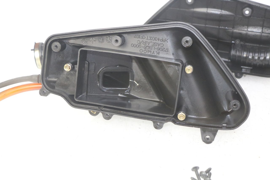 photo de AIR BOX KYMCO SENTO 100 (2008 - 2013) - Surface and material condition