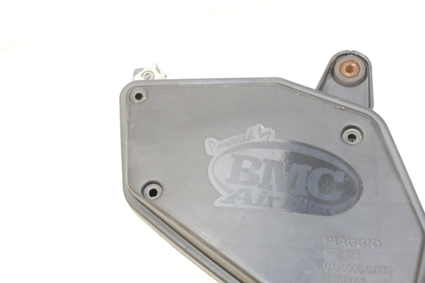 photo de AIR BOX GILERA SMT SUPERMOTARD 50 (2009 - 2017) - Alternative perspective