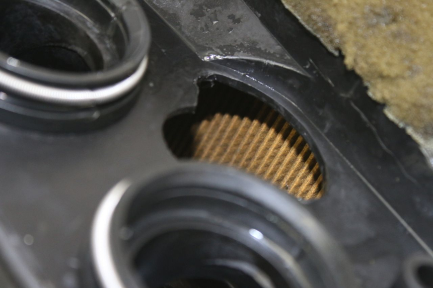 photo de AIR BOX TRIUMPH SPRINT ST 955 (1999 - 2001) - Fixing points details