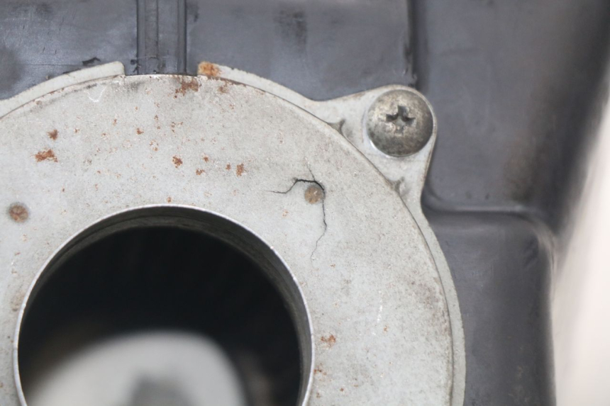 photo de AIR BOX SUZUKI GS F 500 (2004 - 2007) - Technical close-up