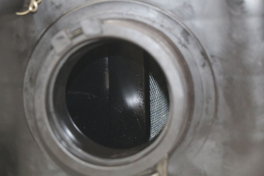 photo de AIR BOX SUZUKI SV N 650 (1999 - 2002) - Technical close-up