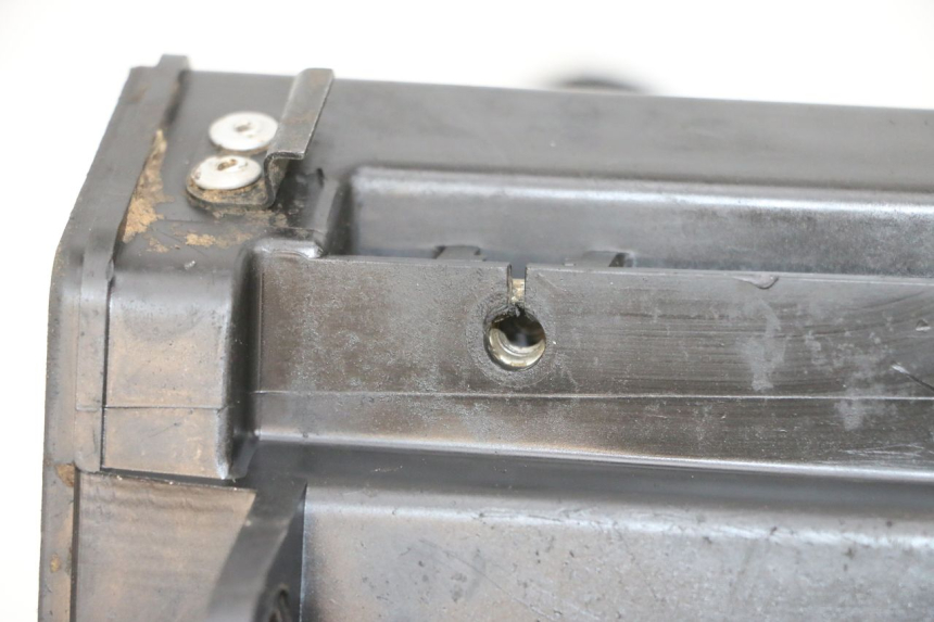 photo de AIR BOX YAMAHA TTR 125 (2000 - 2020) - Technical close-up