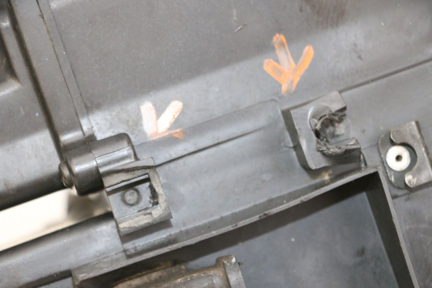 photo de AIR BOX YAMAHA TTR 125 (2000 - 2020) - Surface and material condition