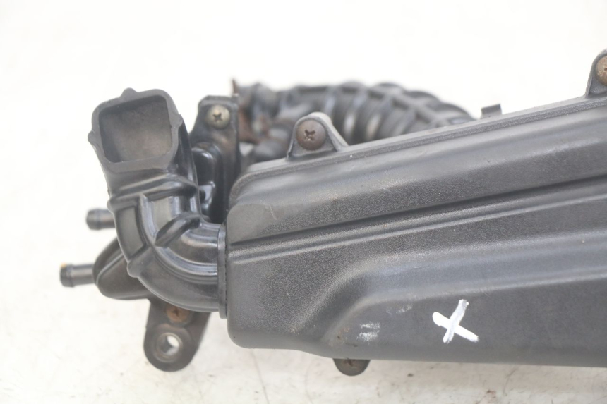 photo de AIR BOX PEUGEOT TWEET 4T 50 (2018 - 2022) - Fixing points details