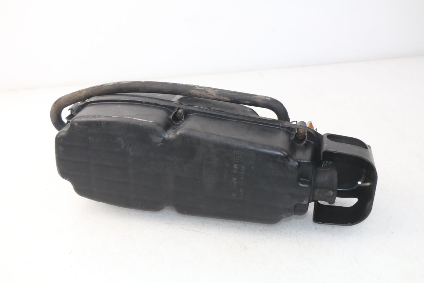 photo de AIR BOX HONDA XLV VARADERO 125 (2000 - 2006) - Alternative perspective