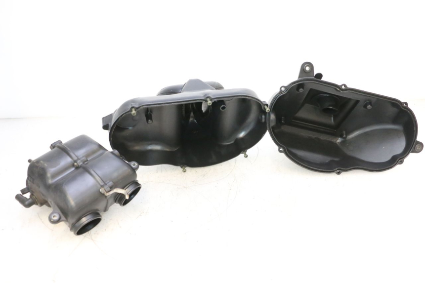 photo de AIR BOX YAMAHA XP T-MAX ABS 500 (2005 - 2005) - Fixing points details