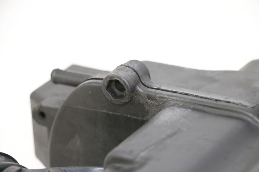 photo de AIR BOX YAMAHA YP MAJESTY 125 (2002 - 2006) - Alternative perspective