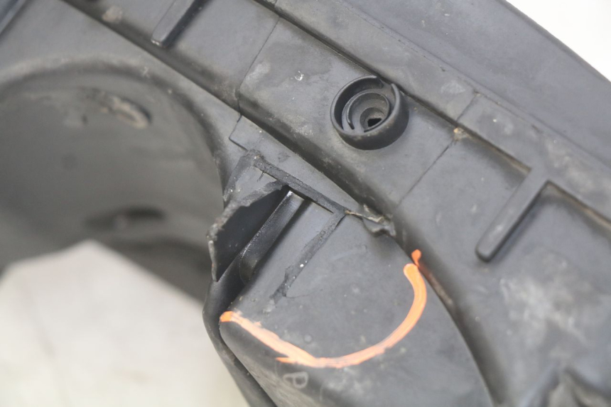 photo de AIR BOX YIYING YY125T 125 (2006 - 2014) - Zoom on usage condition