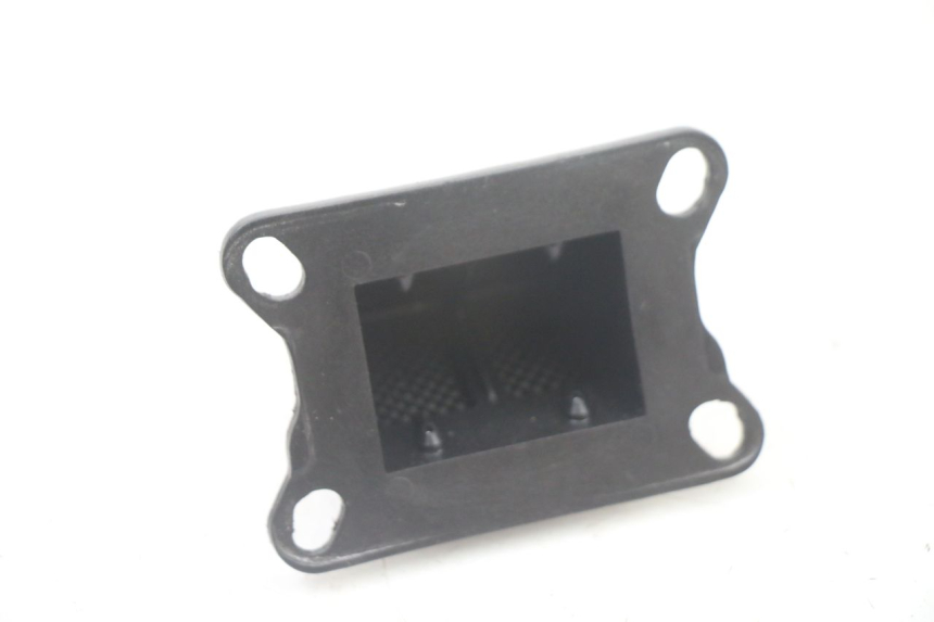 photo de INTAKE VALVE APRILIA RS 50 (1999 - 2005) - Alternative perspective