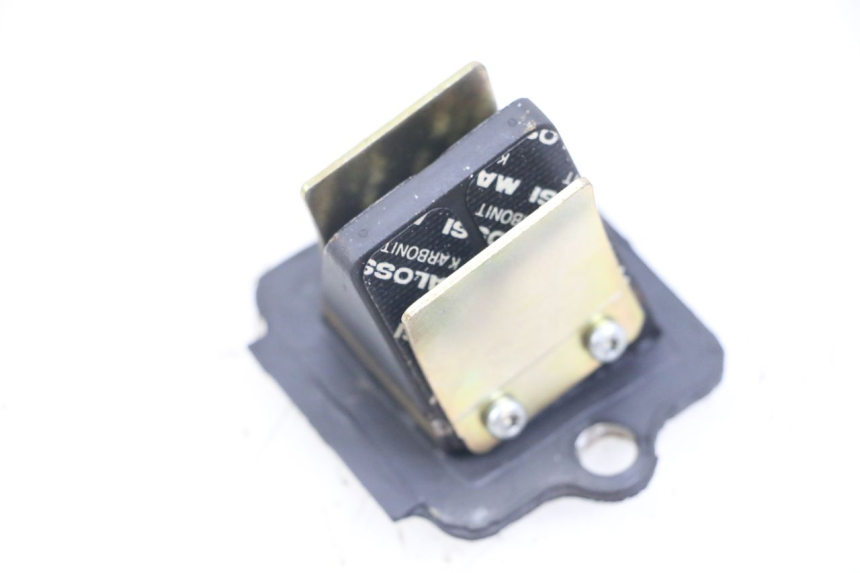 photo de INTAKE VALVE GILERA DNA 50 (2000 - 2007) - Main view