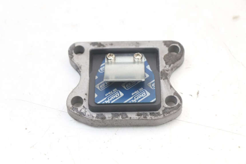 photo de INTAKE VALVE PEUGEOT ELYSTAR 50 (2002 - 2014) - Component detail