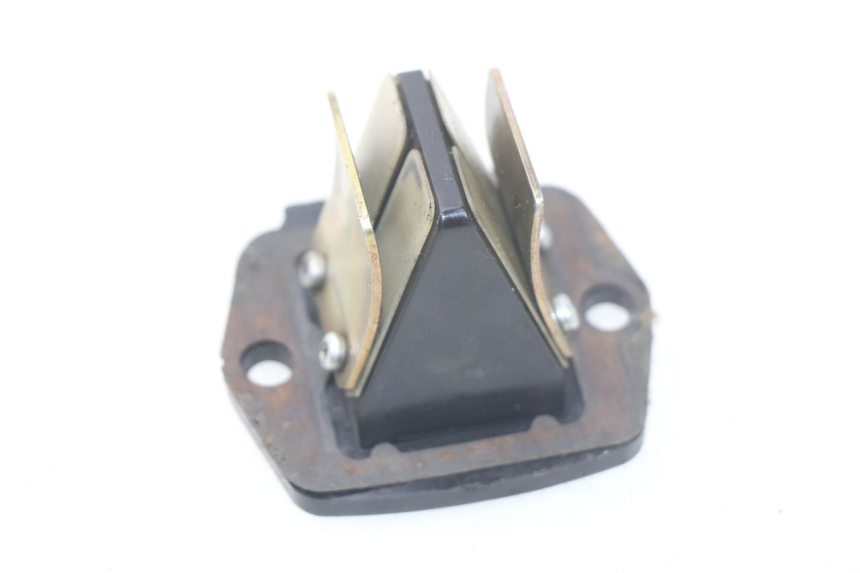 photo de REED VALVE ASSEMBLY PIAGGIO FLY 2T 50 (2004 - 2017) - Alternative perspective