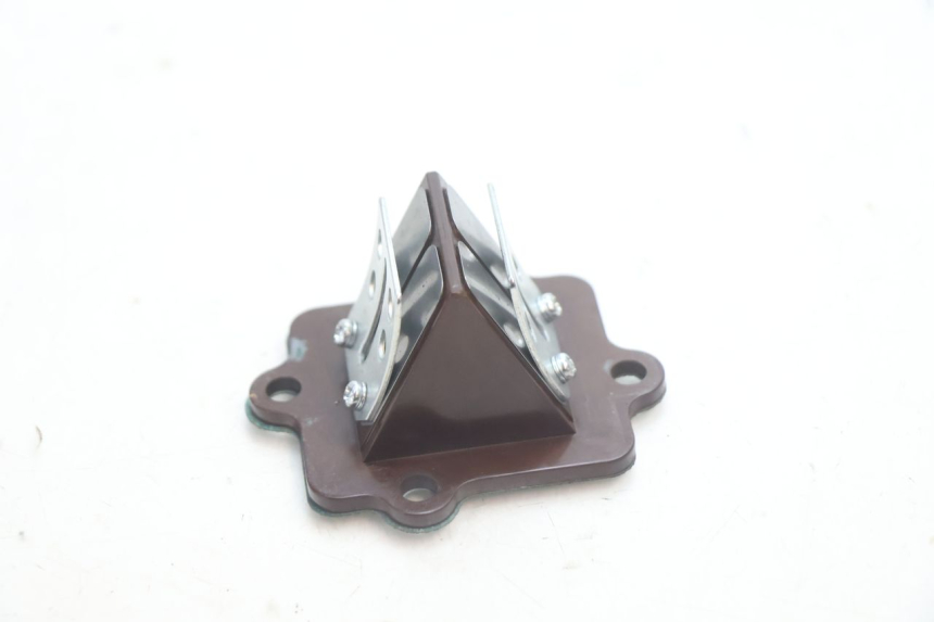 photo de INTAKE VALVE KEEWAY HURRICANE 50 (2006 - 2019) - Component detail