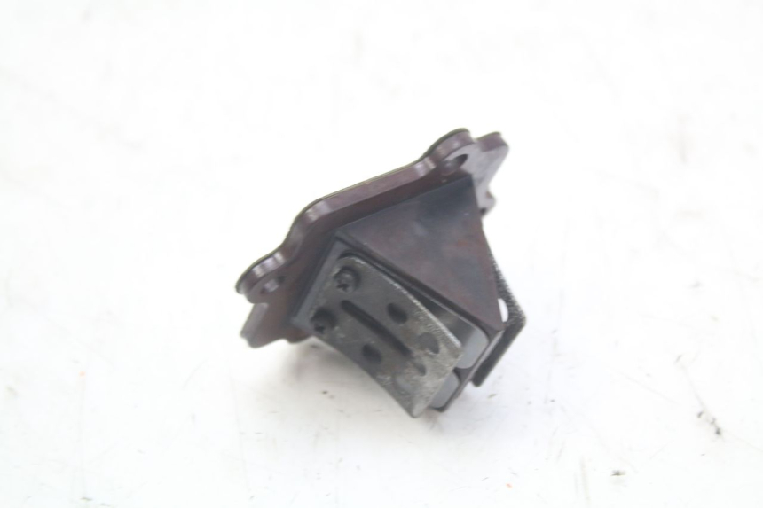 photo de INTAKE VALVE RIDE JUMP 2T 50 (2012 - 2017) - Zoom on usage condition