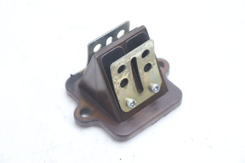 photo de INTAKE VALVE PEUGEOT LUDIX ONE 50 (2004 - 2006) - Component detail