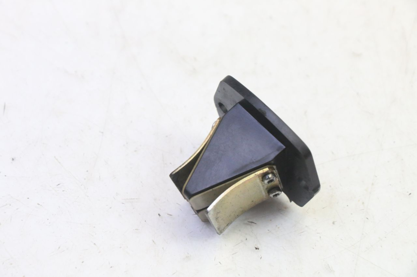 photo de INTAKE VALVE PIAGGIO NEW TYPHOON 50 (2010 - 2017) - Technical close-up