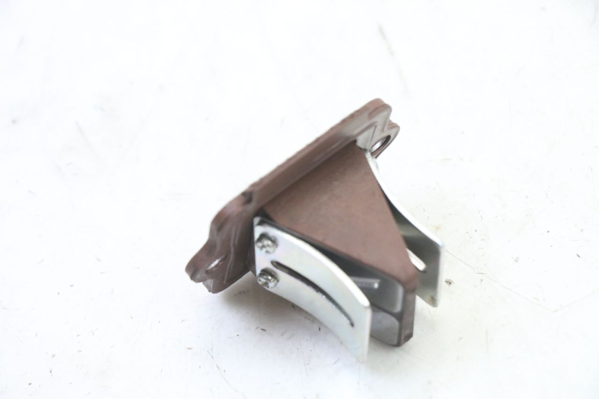 photo de INTAKE VALVE PIAGGIO NRG POWER PUREJET 50 (2018 - 2021) - Alternative perspective